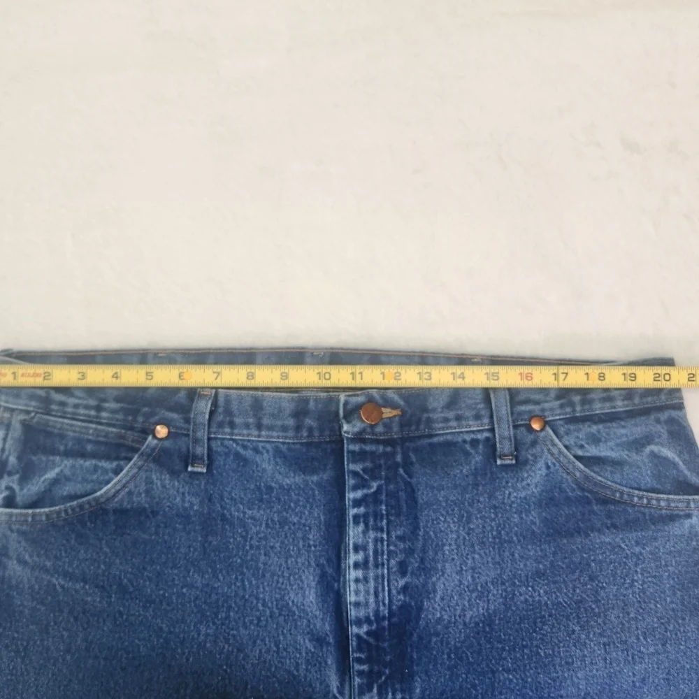 Wrangler Men's Straight Leg Blue Jeans